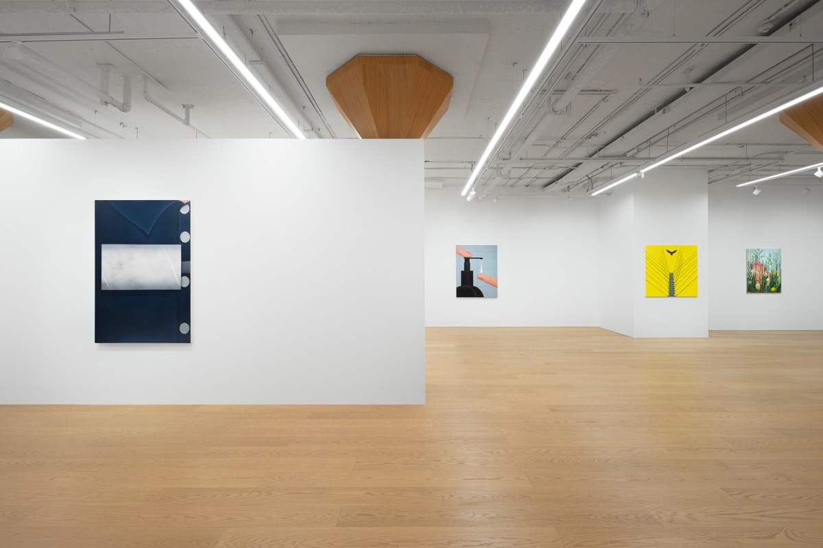 Light as A Feather Tomasz Kręcicki