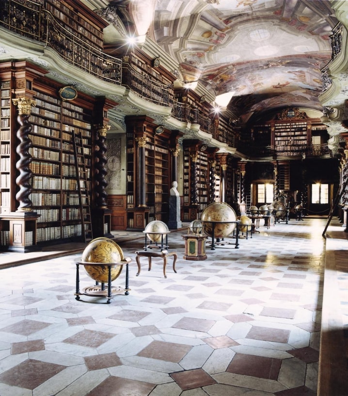 Candida Höfer Candida Höfer