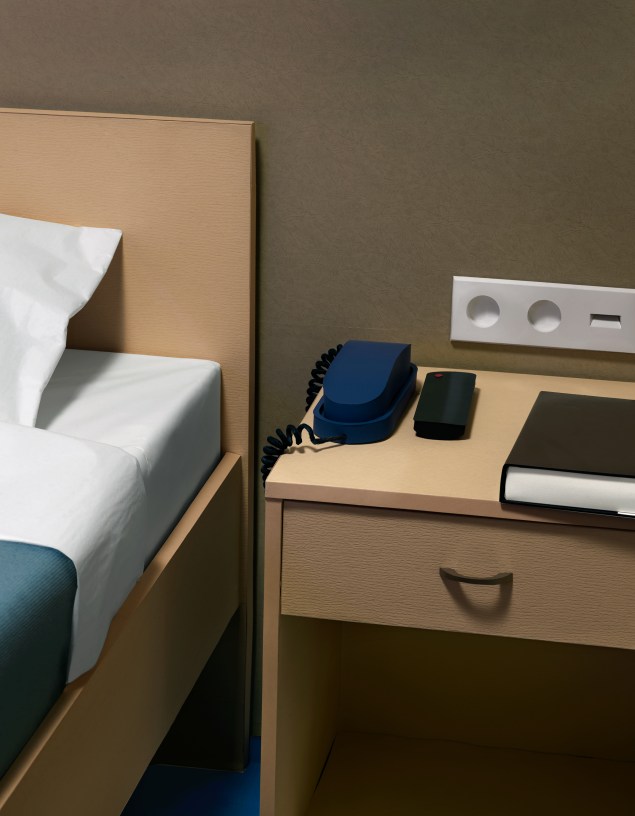 Thomas Demand, Refuge V, 2021, C-Print / Diasec, 90 x 70 cm © Thomas Demand, VG Bild-Kunst, Bonn, 2023.