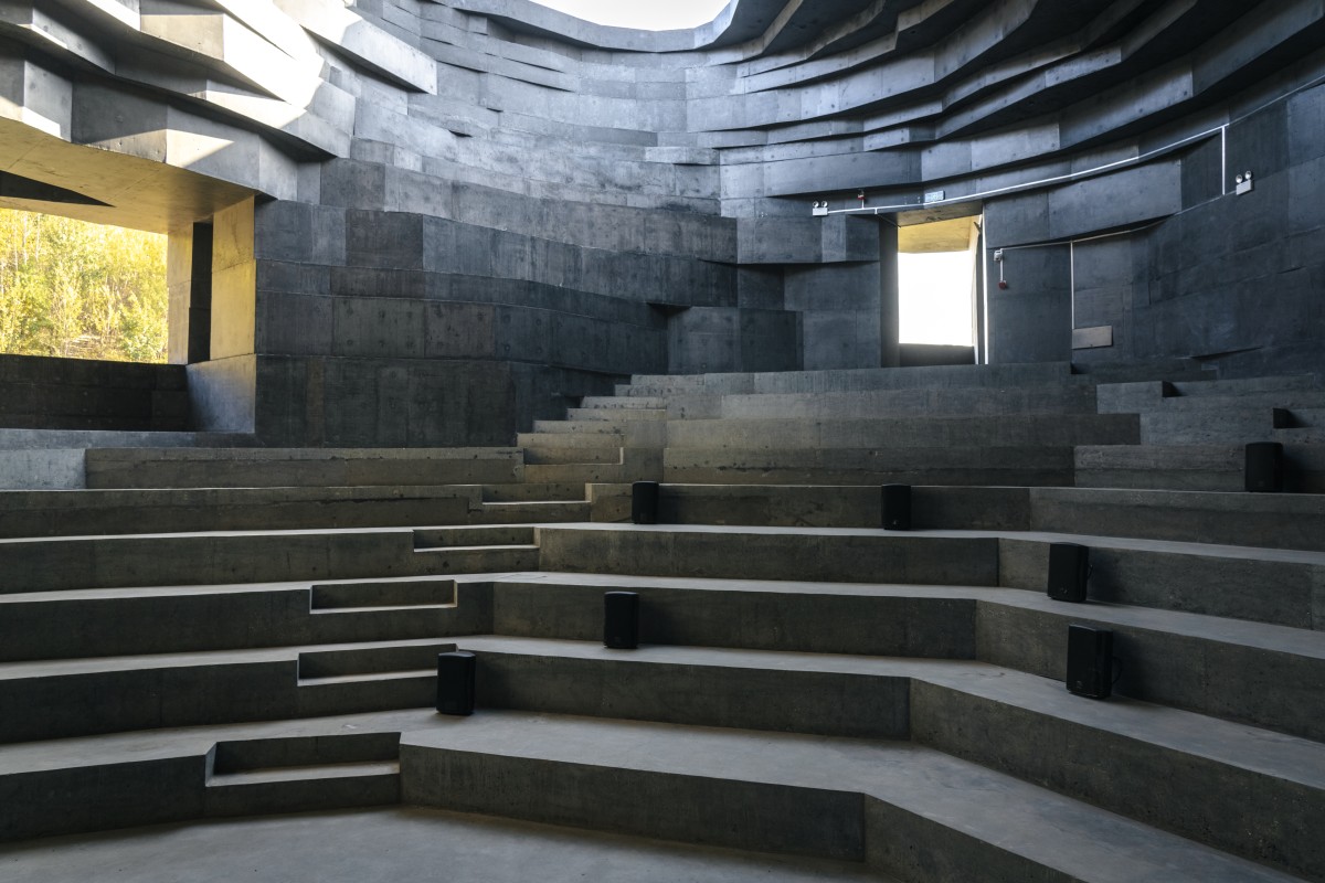 Speakers in The Square Tao Hui