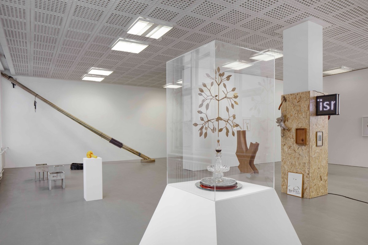 Exhibition view: Mein Vater, meine Nachbarn, meine Freunde, und deren Freunde, with Angela Bulloch, Isa Melsheimer, and Christopher Roth, haubrok foundation, Fahrbereitschaft, Berlin, 2020