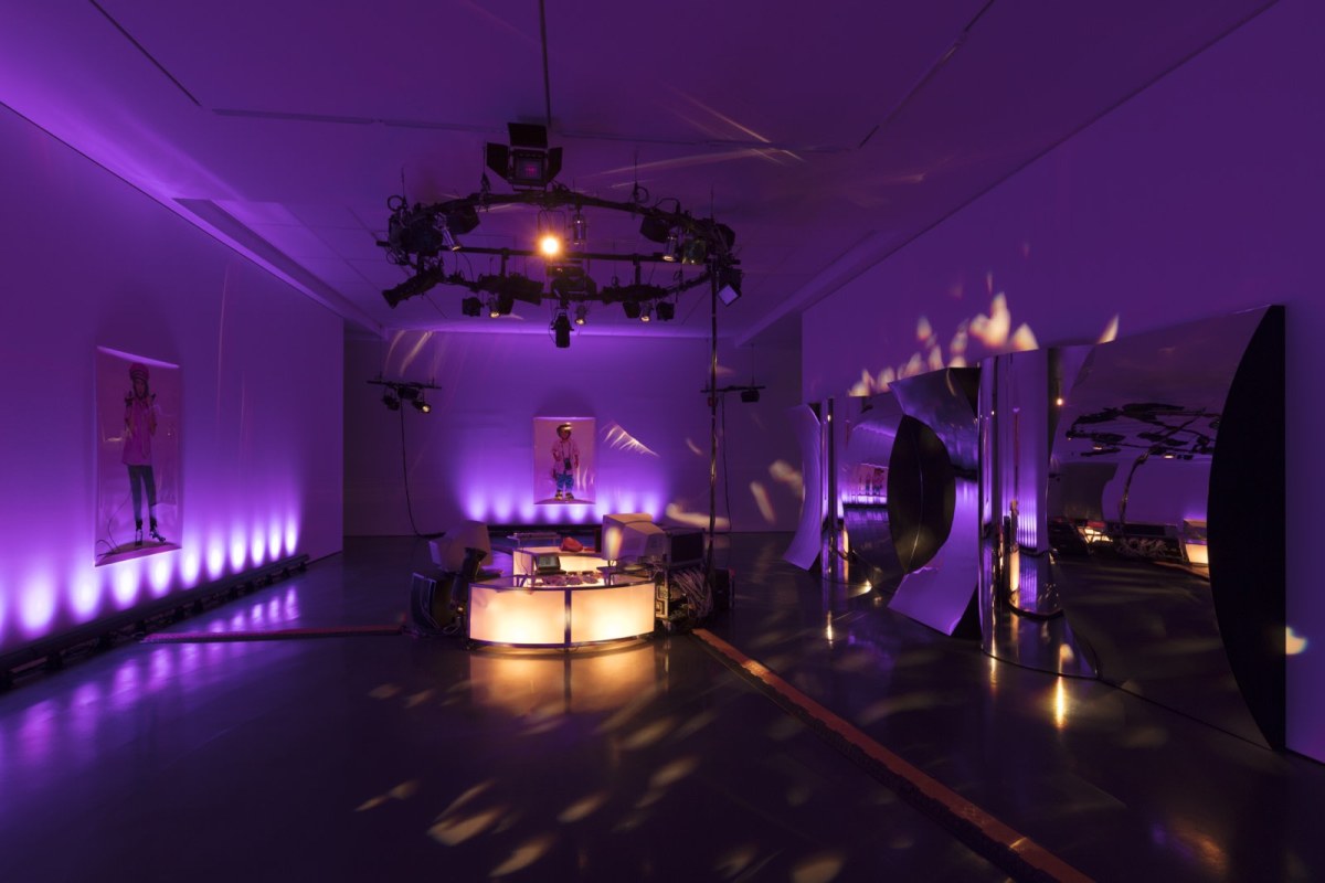 Julia Scher, Wonderland