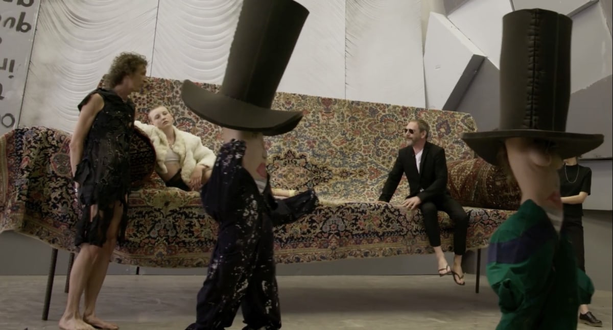 Liam Gillick & Gelitin, Stinking Dawn – World Premiere