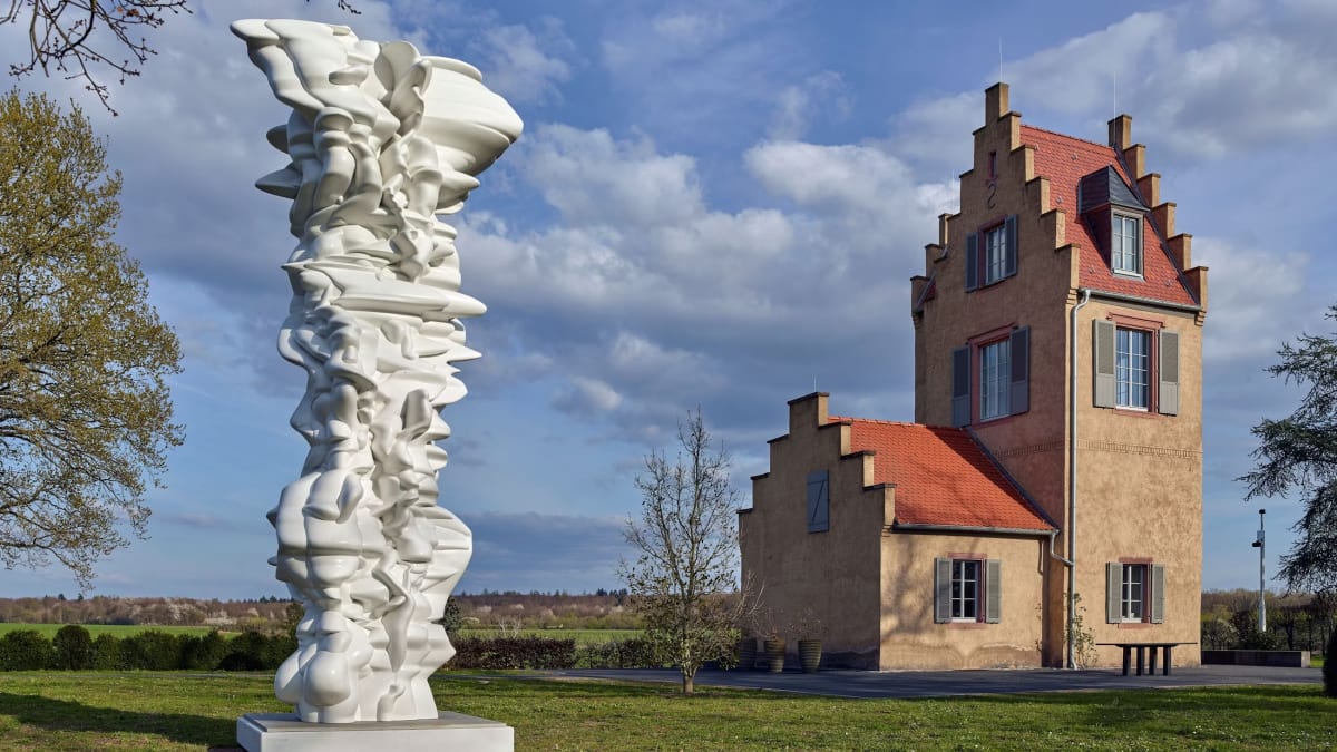 The Master of Stacks Alexander Menden visits Tony Cragg in his studio