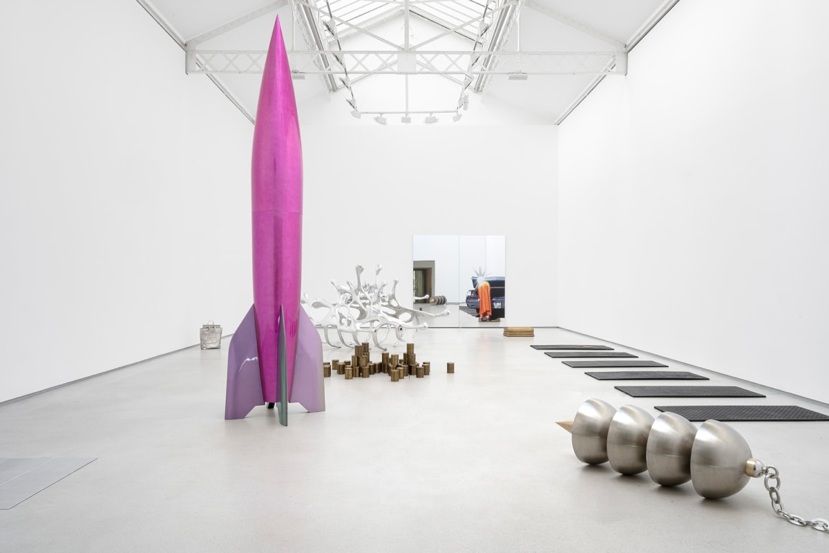 Sylvie Fleury’s Pop Art Review of her exhibition 'Sculpture Nails' in Paris