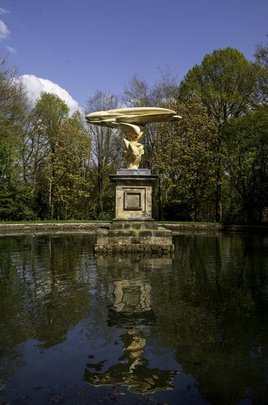 Tony Cragg at Castle Howard Tony Cragg solo exhibition at Castle Howard in North Yorkshire, UK