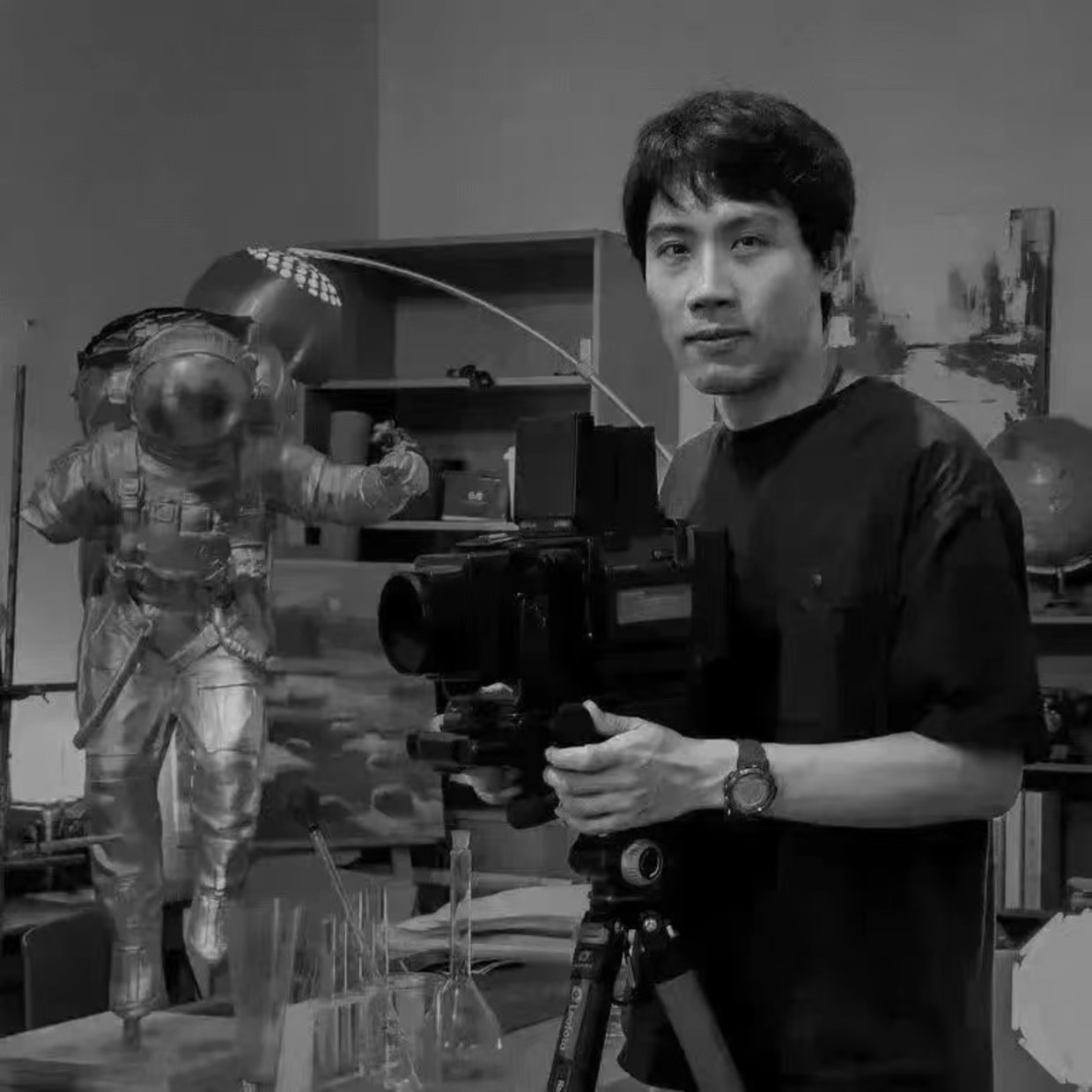 ARTIST: Wang Cheng-Hsiang Wang Cheng-Hsiang (Sean Wang), born in Taipei, Taiwan, received his master’s degree from the Graduate Institute of...