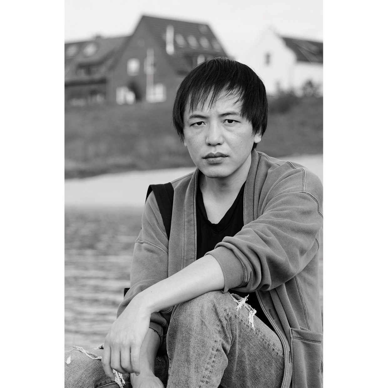 ARTIST: Wenhao Wenhao, born in 1989 in Zhuzhou, Hunan Province, graduated with a BFA degree in Photography from Taiyuan University...