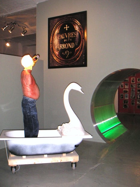Boost in the Shell - The Pursued: exhibition view at De Bond, Bruges, 2005.