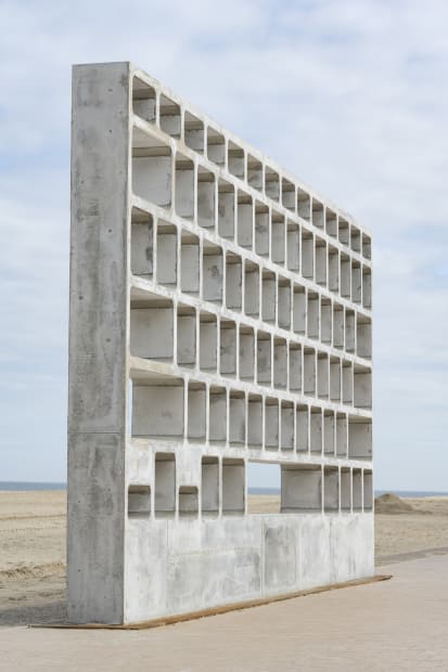 Installation view: Jorge Macchi, All the words in the world, Zeedijk (promenade at the beach) at the level of E. Vanlangenhovestraat Koksijde, Beaufort Triennal, Belgium, 2024. Photo: © Beaufort Triennal