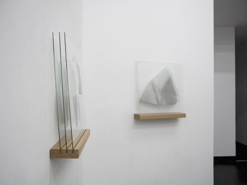 Jessica Rayner Luminous Flux, 2016 Installation View at Christine Park Gallery, London Courtesy of the Artist and Christine Park Gallery © Jessica Rayner
