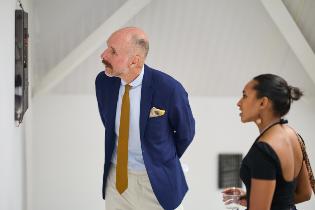 Glenn Brown Judging the Mansfield-Ruddock Art Prize