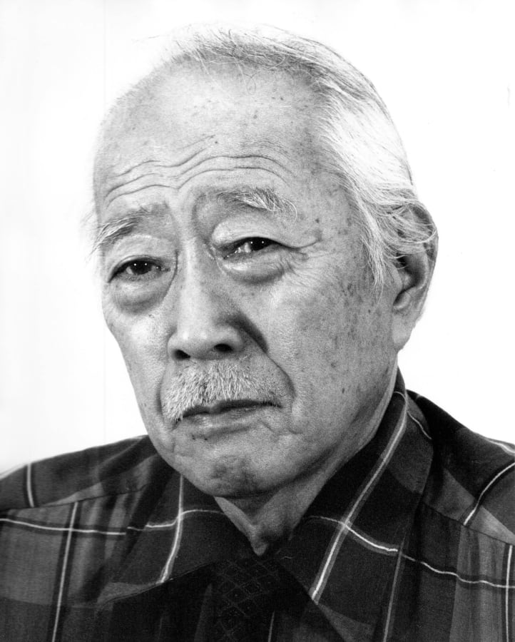 Ralph Iwamoto, 2004. Photo by Steve Wada. Courtesy of the Estate of Ralph Iwamoto