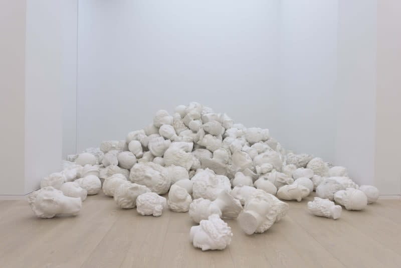 Artwork: Claudio Parmiggiani, Senza Titolo, 2013-2015
