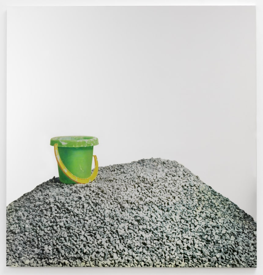 Artwork: Michelangelo Pistoletto, Lavoro - ghiaia, 2008 - 2011
