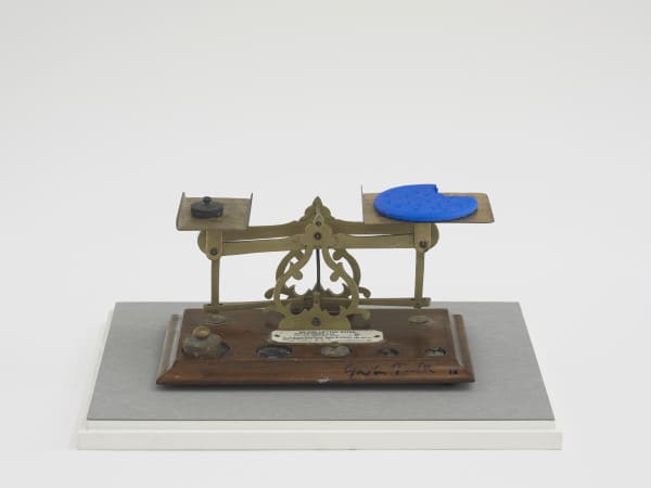 Gavin TURK, Balancing blue biscuit after Man Ray, 2018