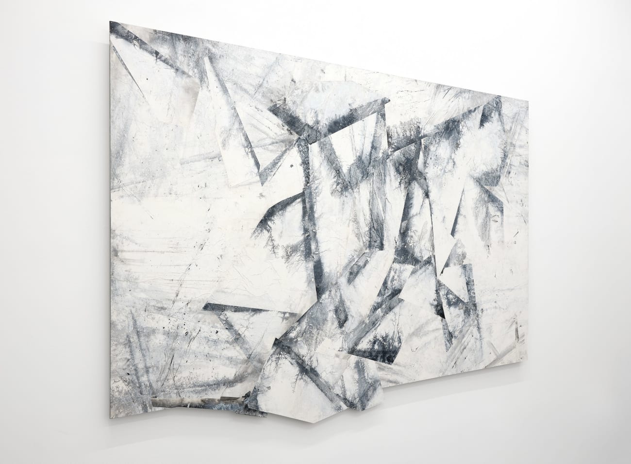 Zheng Chongbin, Undulation of the Fracture, 2017