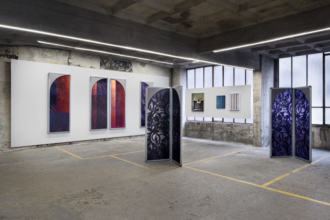Sara VanDerBeek, Soeurs, 2024