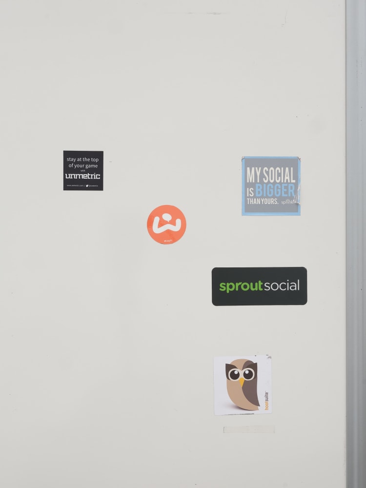 Simon Denny, Divider 7, 2023