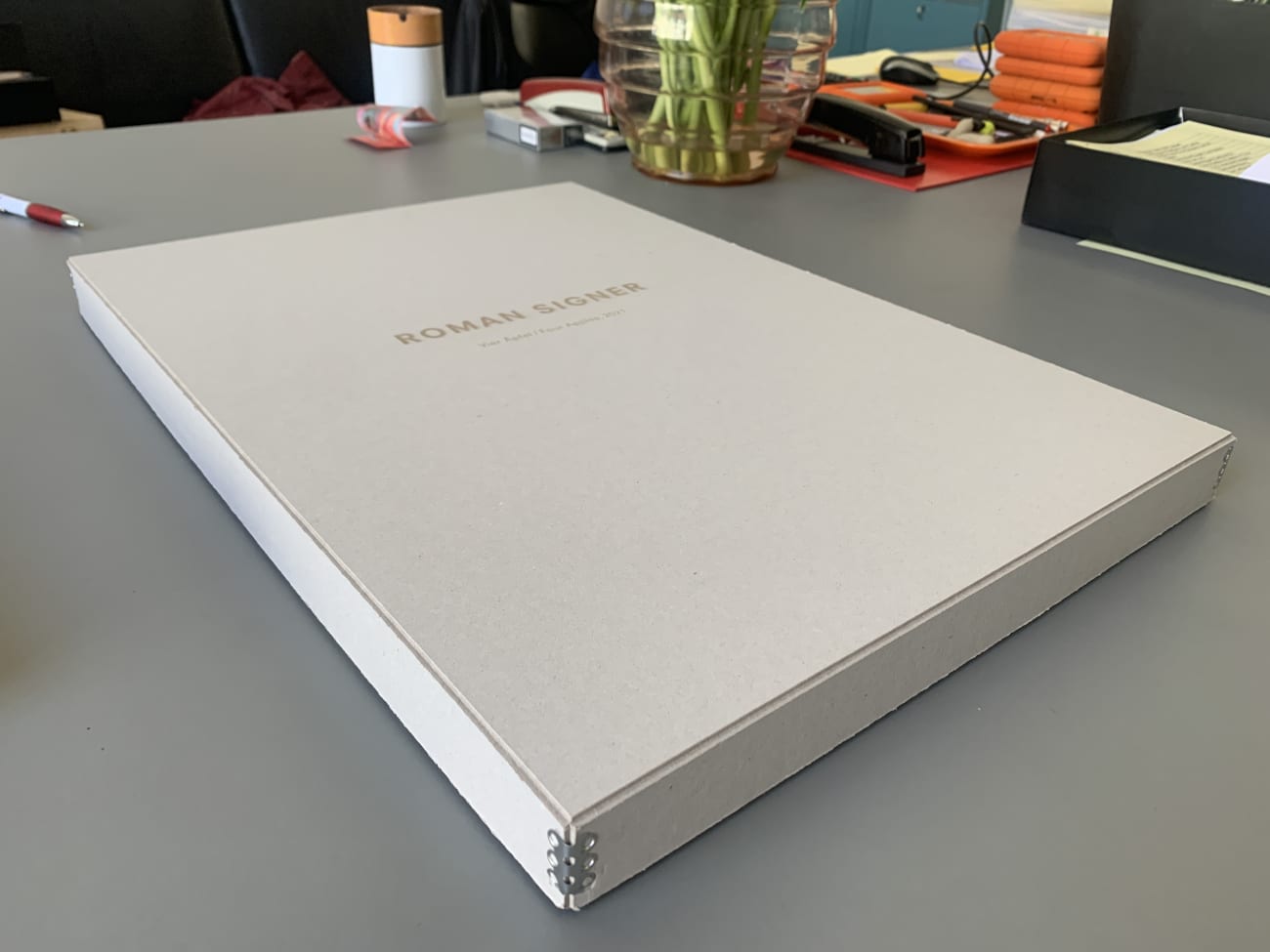 Roman Signer, Vier Apfel / Four Apples, 2011/2021