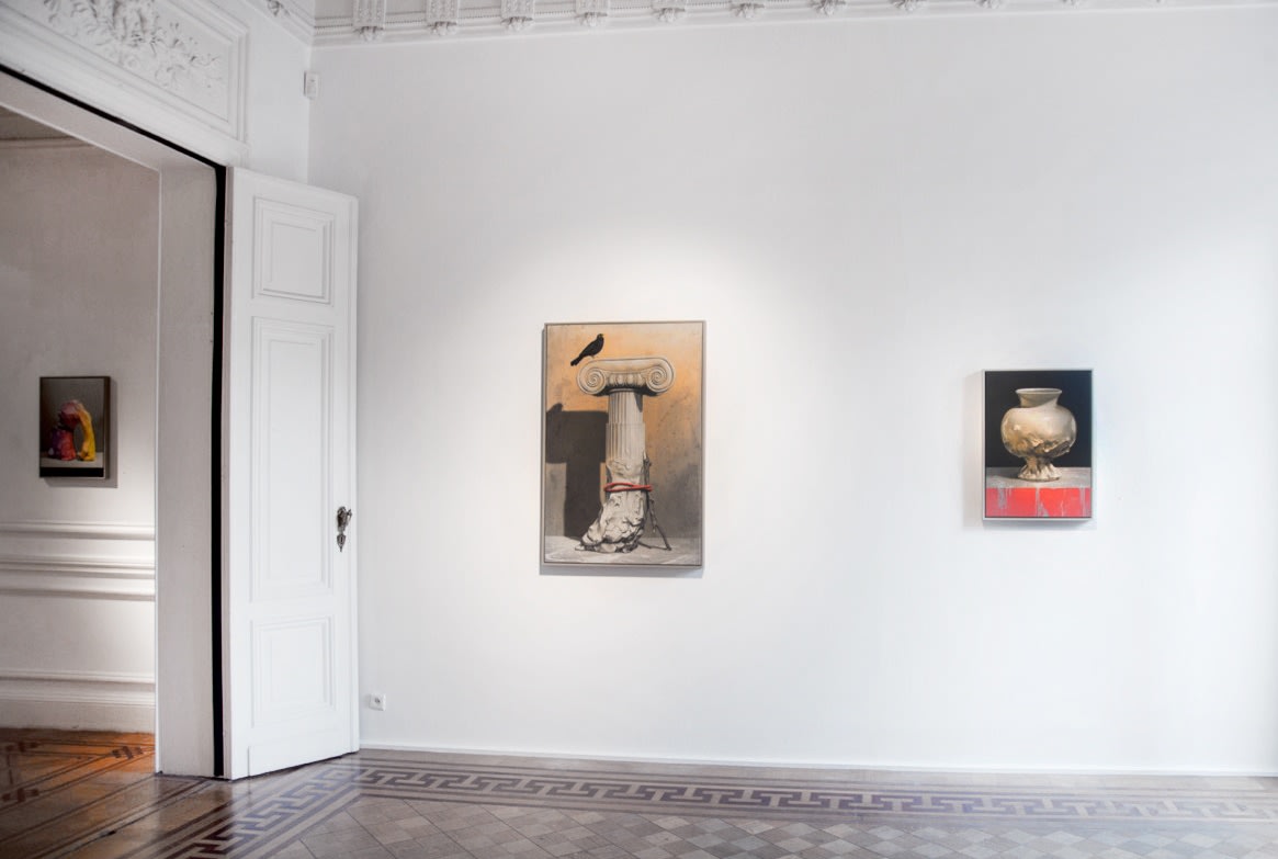 Eckart Hahn 'Clay Crystal Colour' Installation view at Aeroplastics, Brussels, 2016.