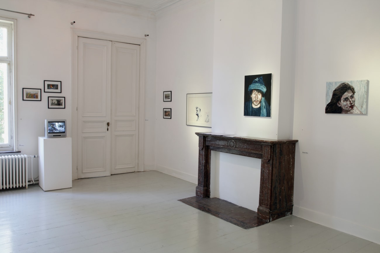 installation view at Aeroplastics, Rue Blanche, 2010 ph: Vincent Everarts