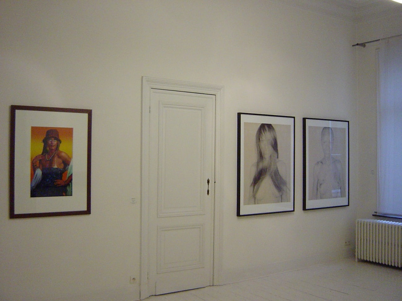 Female Turbulence: exhibition view / group show at Aeroplastics, Rue Blanche Str, Brussels / works by Cindy SHERMAN and Marcel VAN DER VLUGT