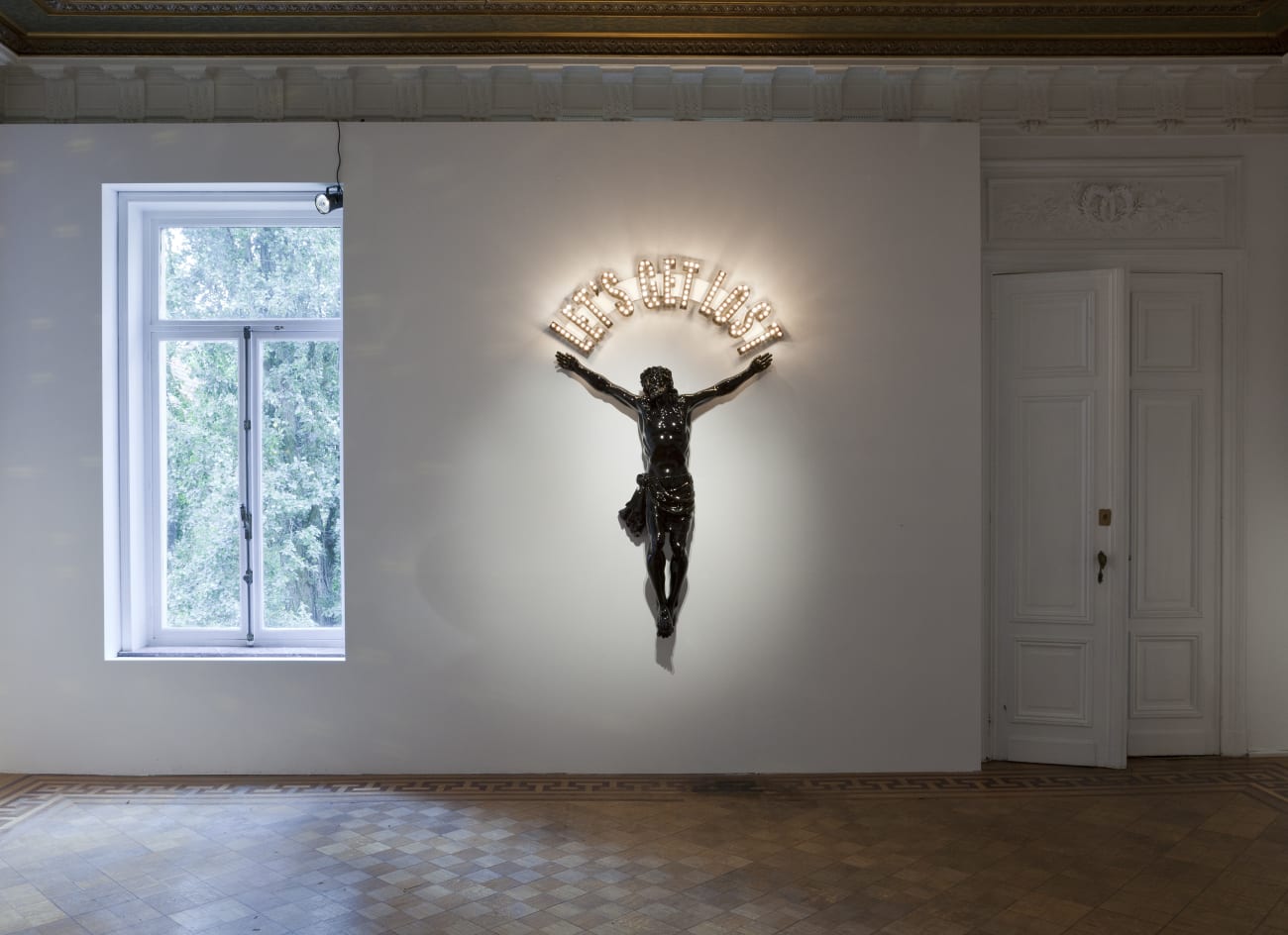 Carlos Aires 'I've got you under my skin' installation view at Aeroplastics, Rue Blanche, 2011