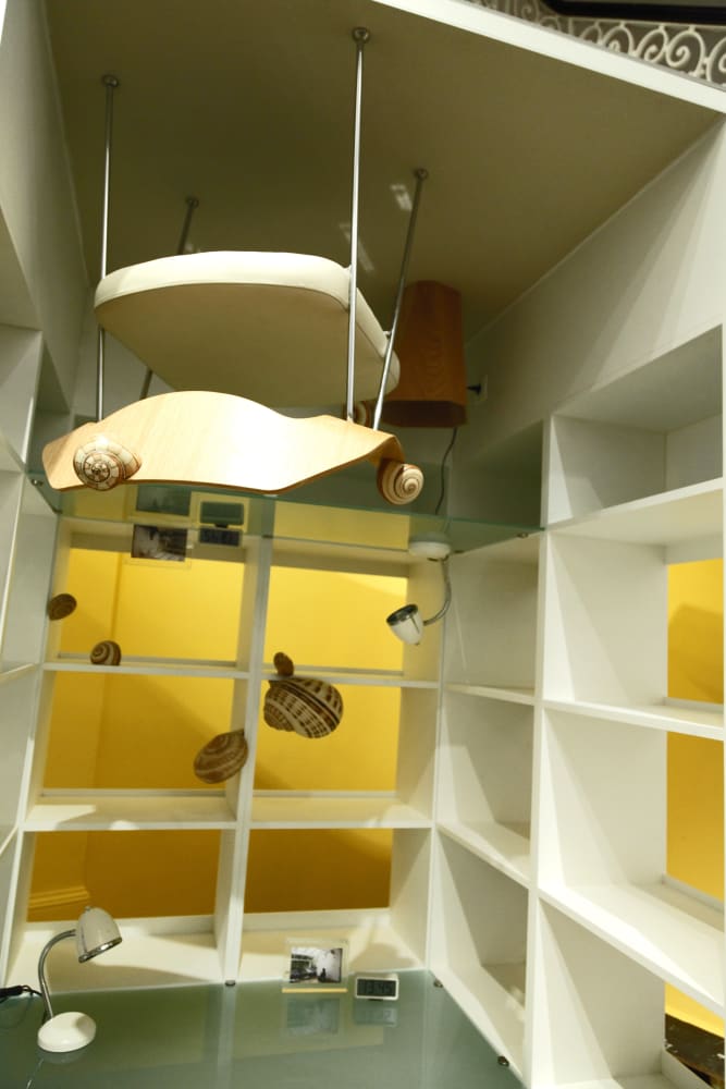 Jean-François Fourtou 'Tombée du ciel' installation view at Aeroplastics, Rue Blanche, 2011