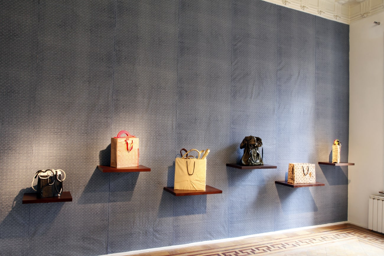 Frances Goodman: keeping up appearances Aeroplastics, Rue Blanche, 2010. Ph: Vincent Everarts