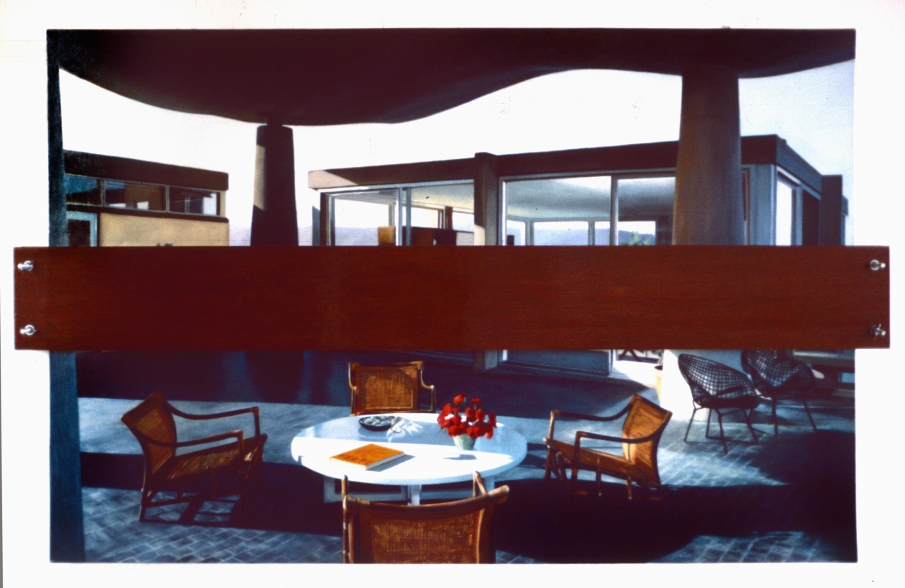Modernist architecture, wooden bar