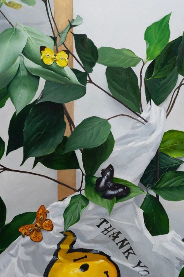 detail view of dog butterfly