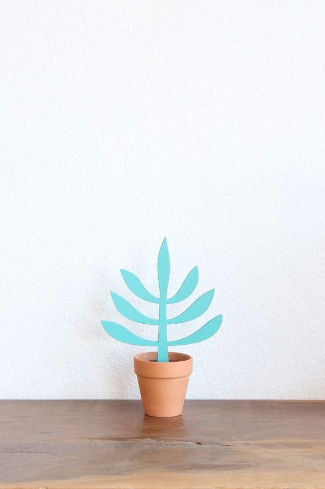 Jeff Canham plant sculpture in terracotta pot