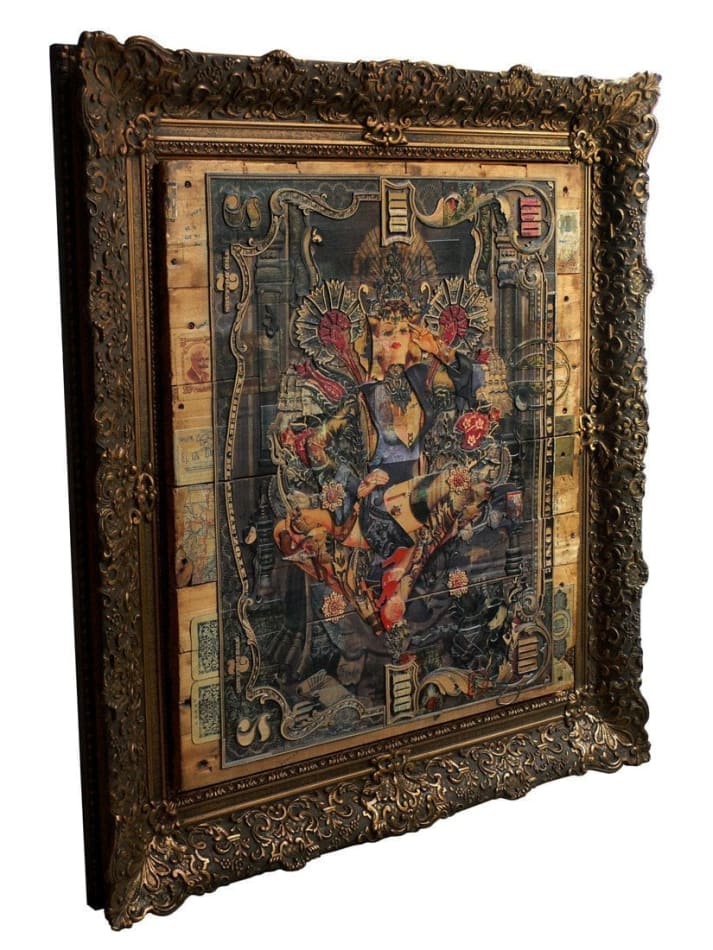 Handiedan vintage pinup relief
