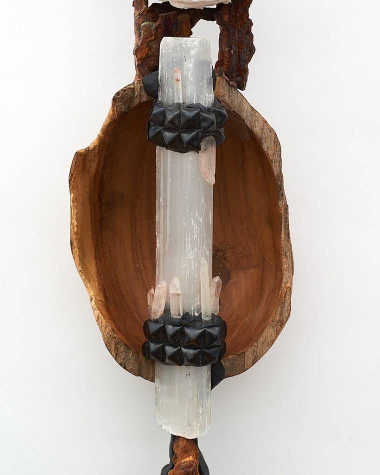 Lucien Shapiro, A Straight Line has to Bend to Begin Spirit Totem, 2019