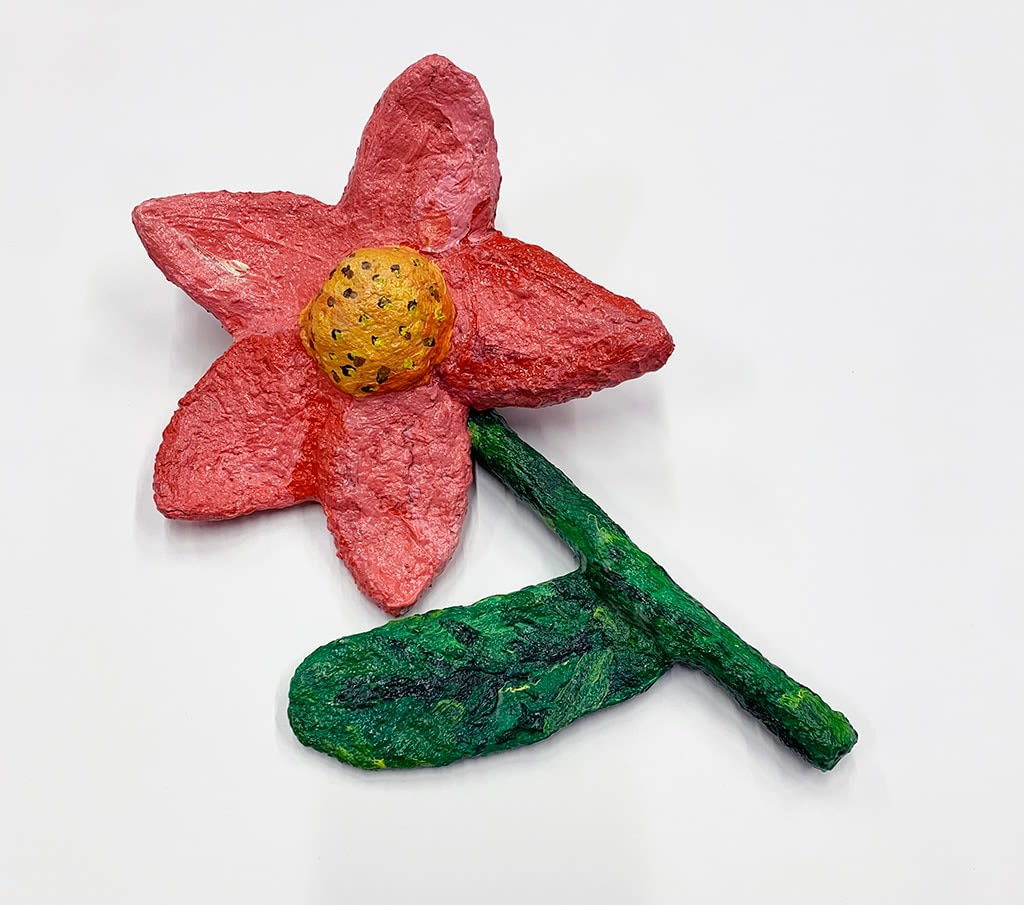 Nic Dyer mixed media sculpture of pink flower