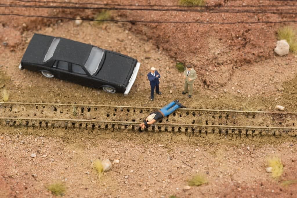 Abigail Goldman, Catching The Express Train, 2017