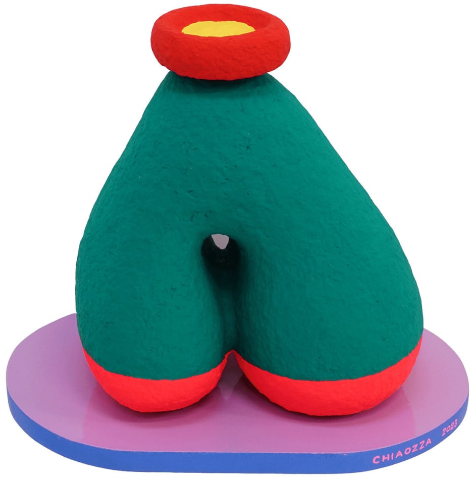 green lump sculpture with red accents on a purple pedestal by CHIAOZZA