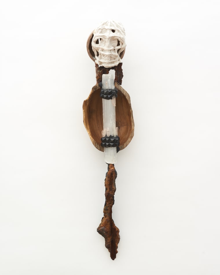 Lucien Shapiro, A Straight Line has to Bend to Begin Spirit Totem, 2019