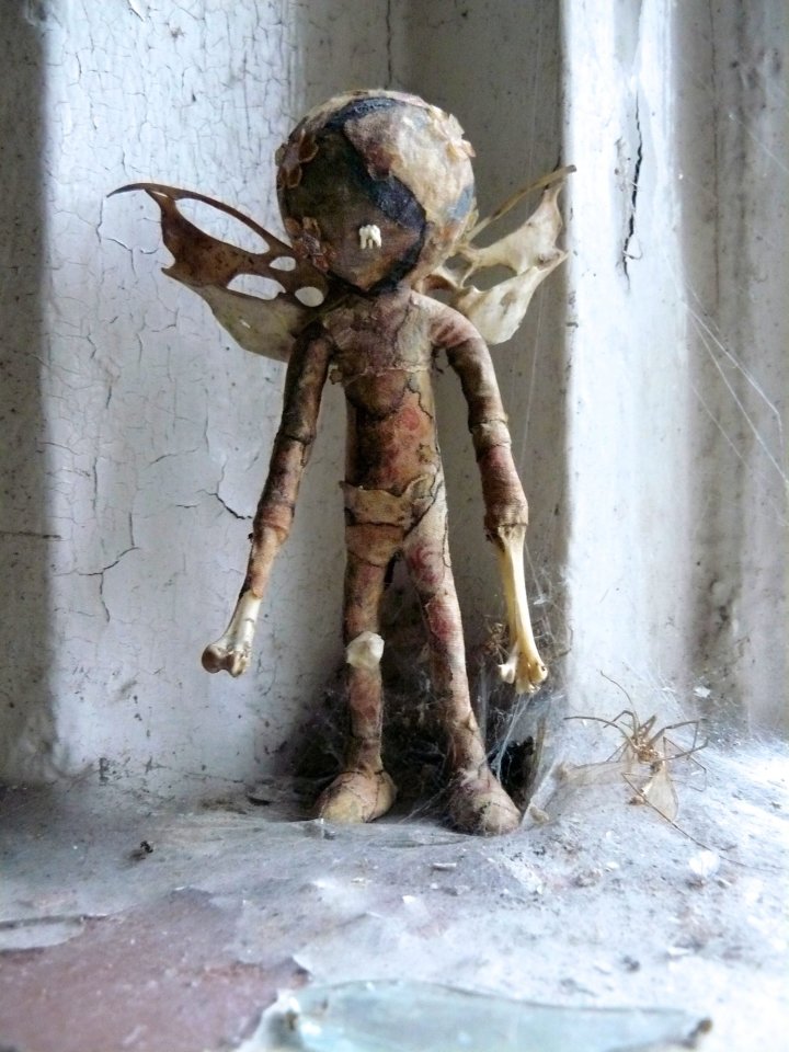 Penny Lamb, Untitled (doll 1), c. 2001