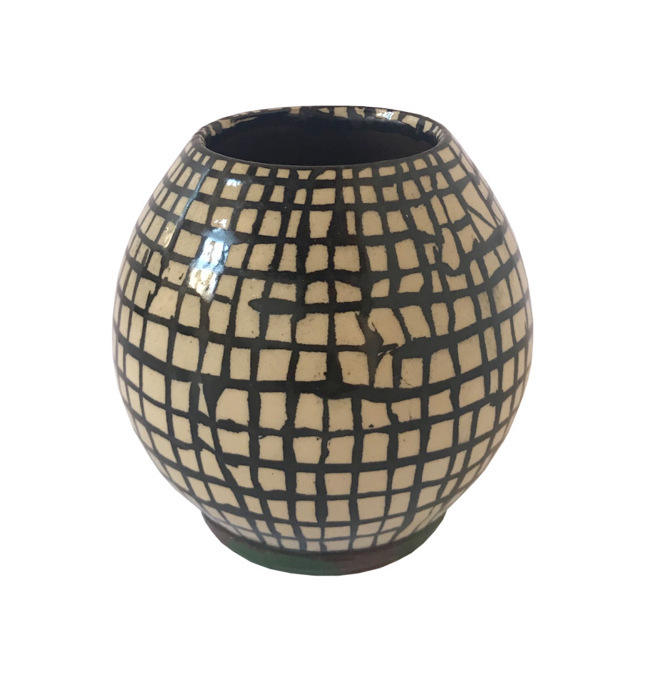 Martin Poppelwell, Small Grid (Vase), 2018