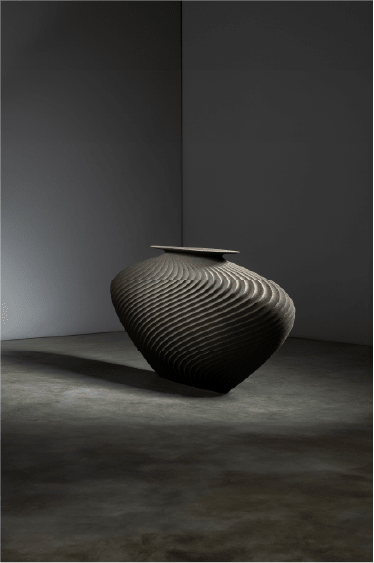 Gareth Neal, SiO2 Flat Vessel (Medium), 2020