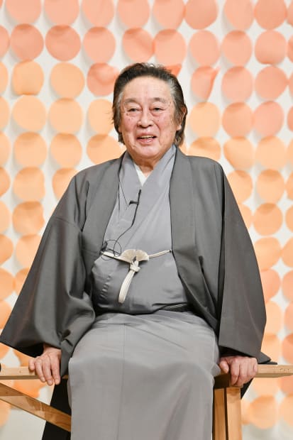 Xavier Veilhan, Installation view, Le rideau de Maholo, Théâtre Kabuki, Japon, 2023, Courtesy of Xavier Veilhan and Andréhn-Schitpjenko, © SHOCHIKU, ADAGP Paris.