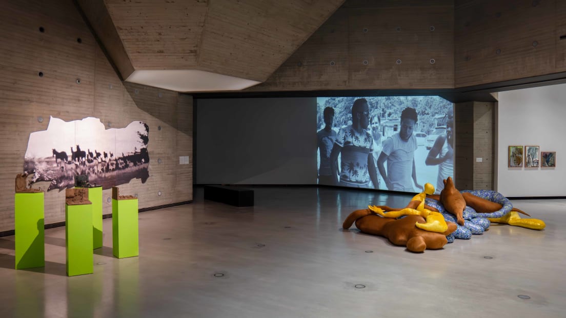 Cecilia Bengolea, Installation view, El ruido que habita, El Centro de Creaci&oacute;n Contempor&aacute;nea de Andaluc&iacute;a, C&oacute;rdoba, Spain, 2025. Courtesy of the Artist and El Centro de Creaci&oacute;n Contempor&aacute;nea de Andaluc&iacute;a &copy; Pablo Ballesteros