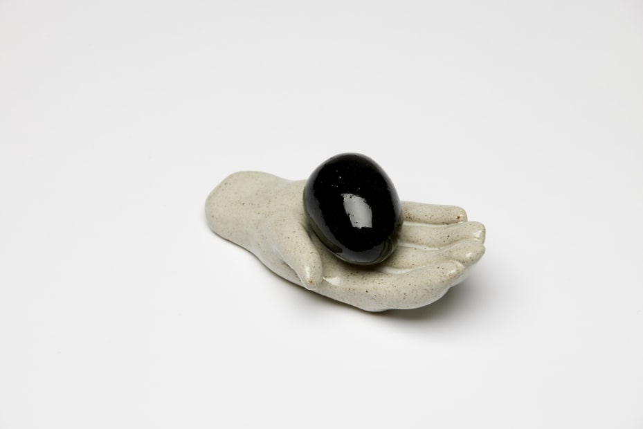 Nest 5, ceramic, 6x11.5x5cm, 2021