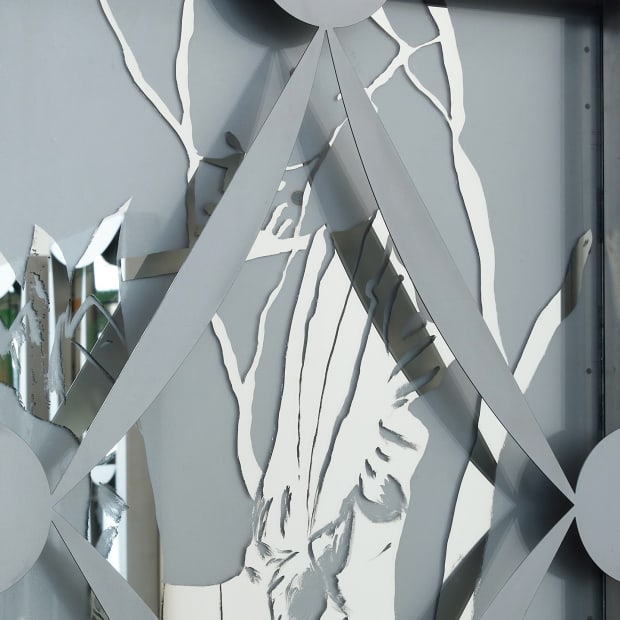 Detail, Jeunesse perdue, 2023, glass, silver nitrate and aluminum, 90 x 60 x 6 cm