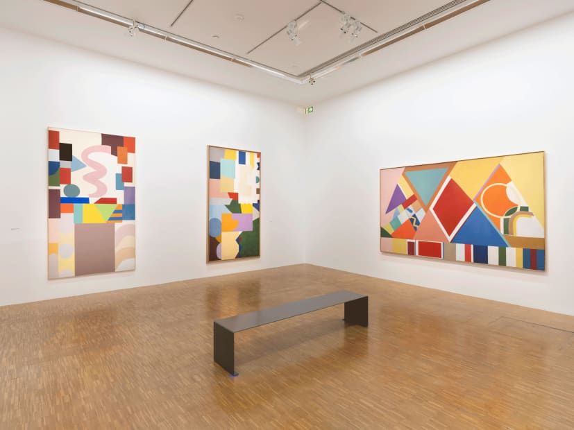 Vues de l’exposition Shirley Jaffe. Une Américaine à Paris, Centre Pompidou, Paris, Galerie du Musée et Galerie d’art graphique, Niveau 4. 20 avril - 29 août 2022 © Centre Pompidou, Helene Mauri