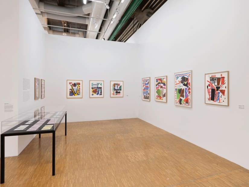 Vues de l’exposition Shirley Jaffe. Une Américaine à Paris, Centre Pompidou, Paris, Galerie du Musée et Galerie d’art graphique, Niveau 4. 20 avril - 29 août 2022 © Centre Pompidou, Helene Mauri