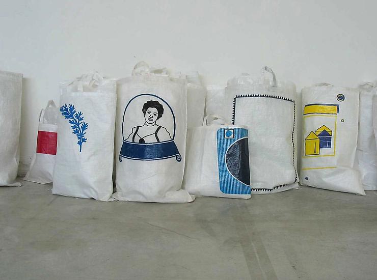 Rivane printed bags