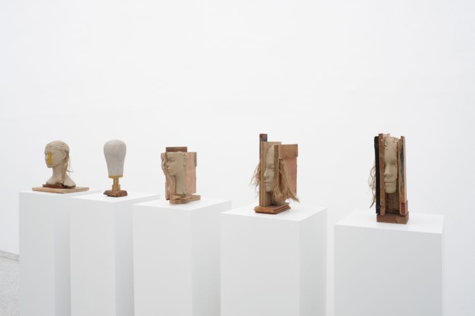 image of Mark Manders row of head sculptures on pedestals at Venice Biennale
